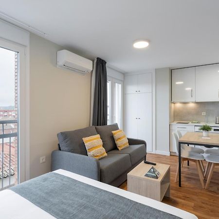 Alda Palencia Catedral Aparthotel ภายนอก รูปภาพ