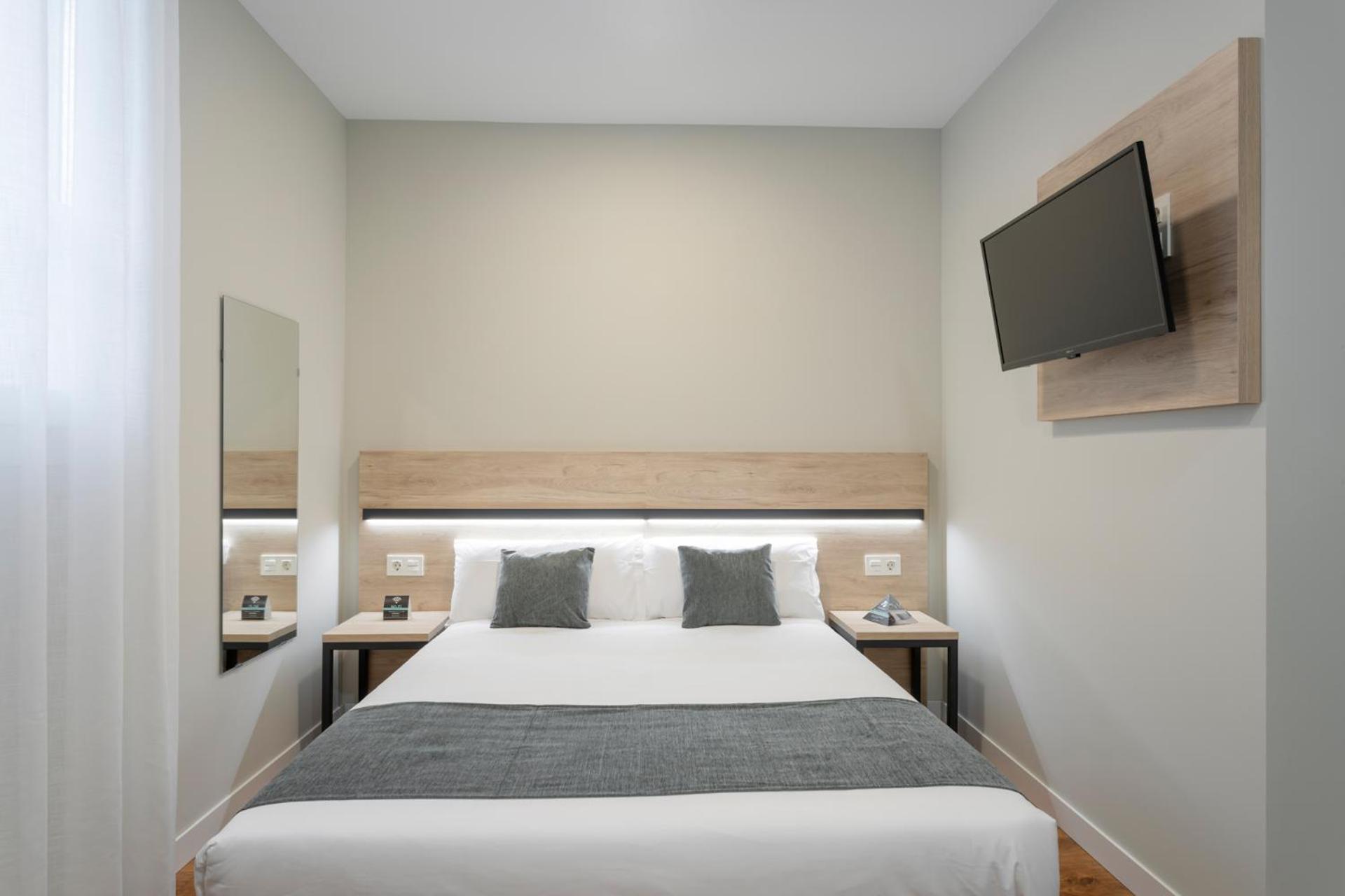 Alda Palencia Catedral Aparthotel ภายนอก รูปภาพ