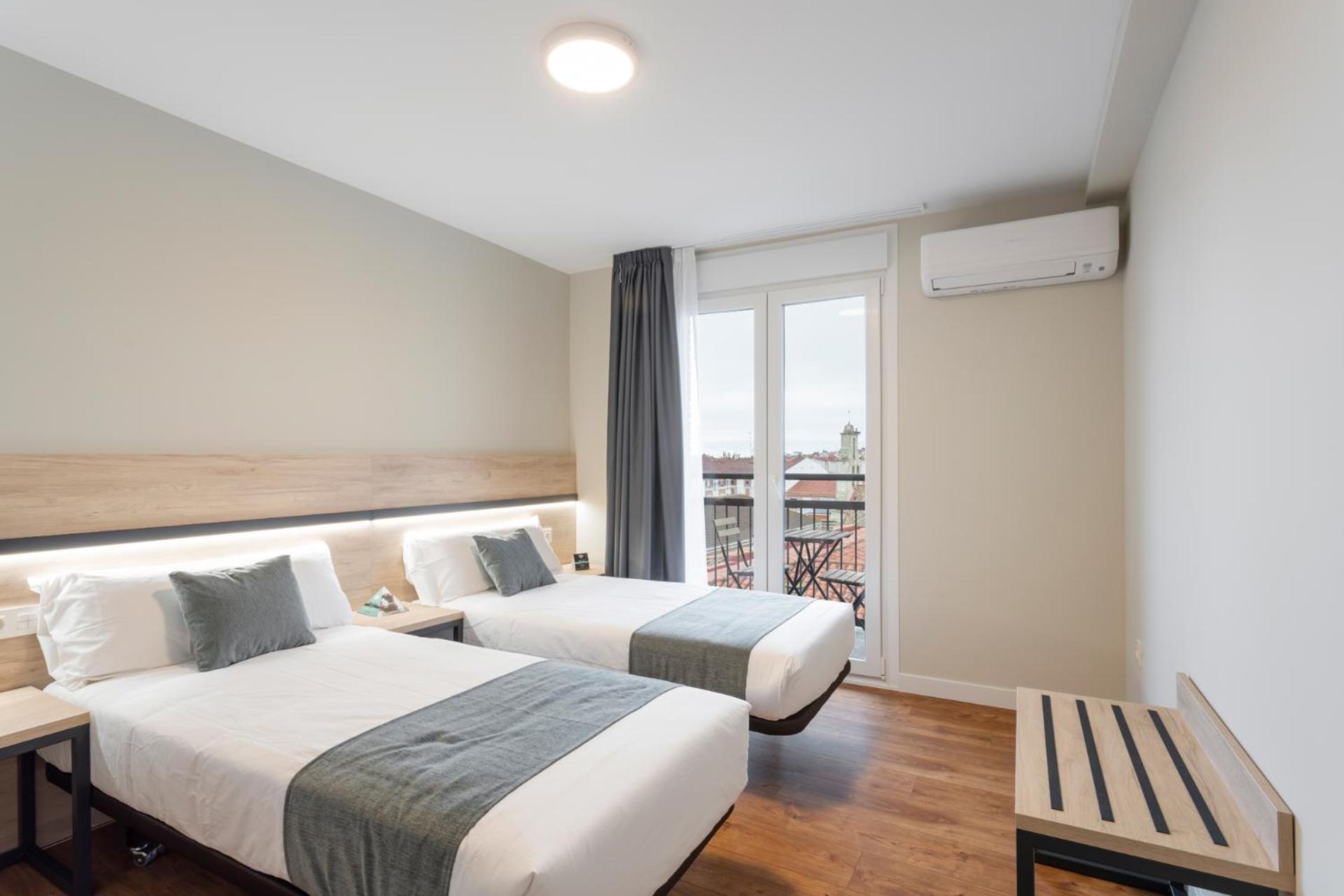 Alda Palencia Catedral Aparthotel ภายนอก รูปภาพ
