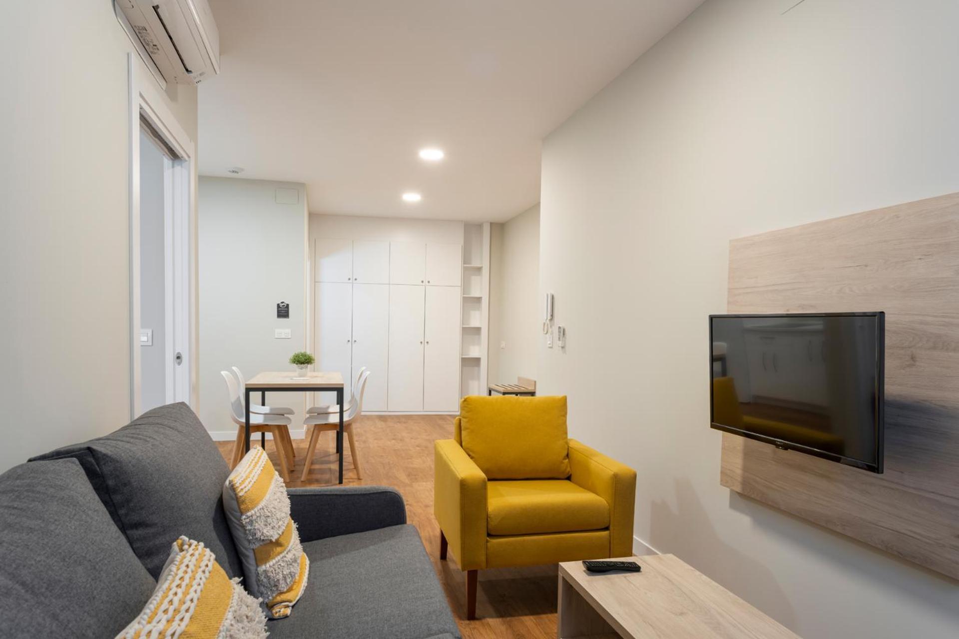Alda Palencia Catedral Aparthotel ภายนอก รูปภาพ